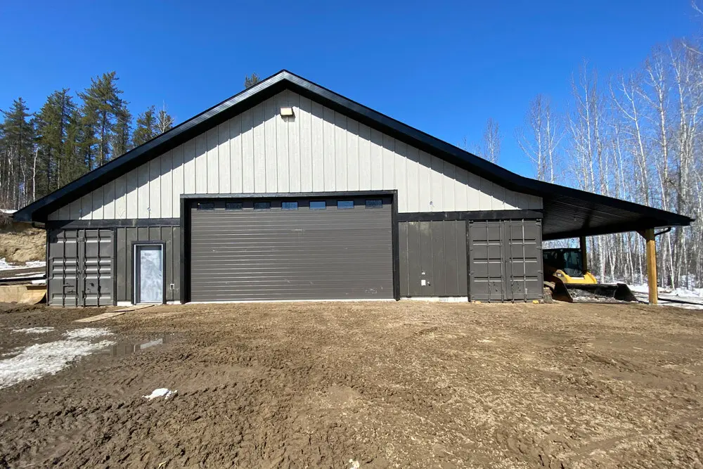 Custom Shops and Garages